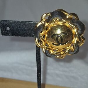Vintage Chanel Earring